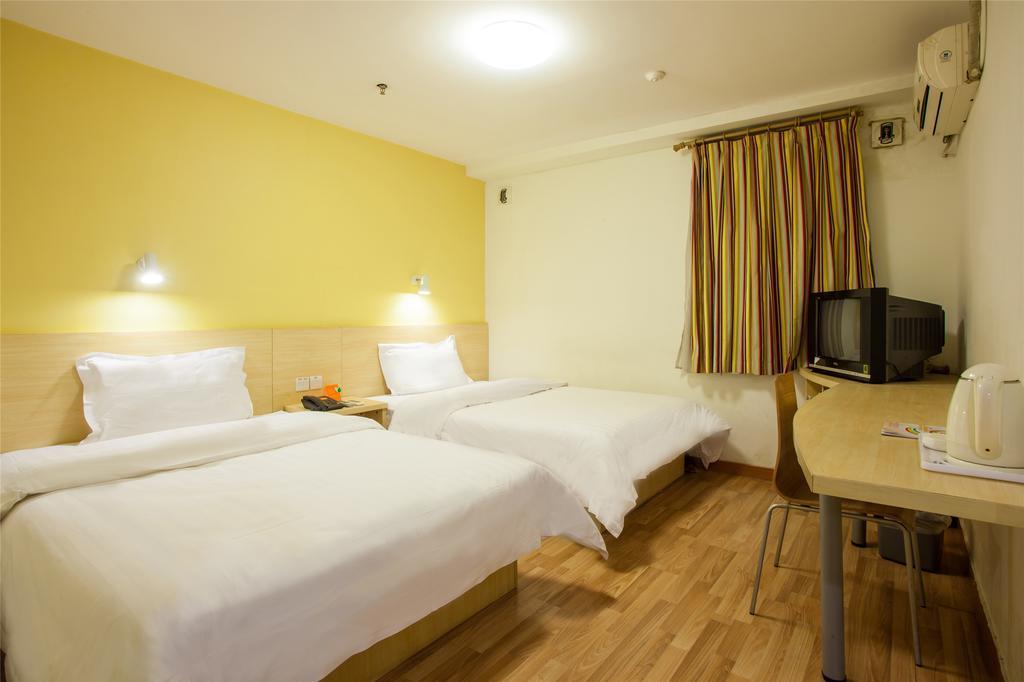 7Days Inn Guiyang Posts And Telecommunications Building ภายนอก รูปภาพ